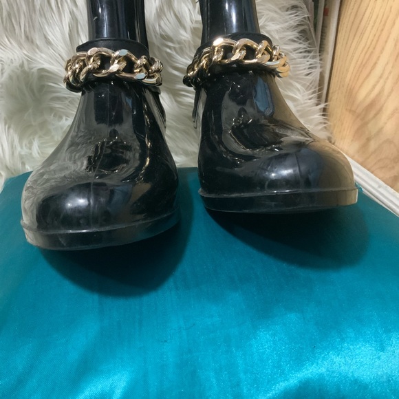 Black Rain boots - Picture 5 of 11